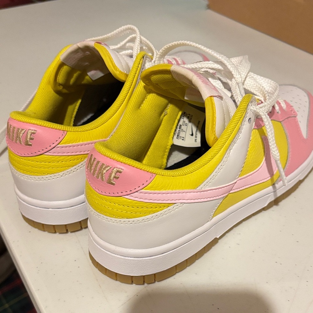 Nike Dunk Low Colorblock Low-Top Sneakers in Pink, Yellow & White Never Worn! - Picture 4 of 6
